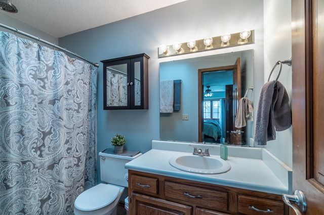 7217 Wood Meadows Lane, Fort Wayne, IN 46835