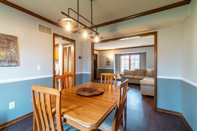 7217 Wood Meadows Lane, Fort Wayne, IN 46835