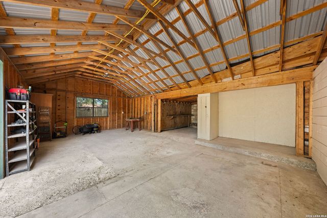 848 Washington St, Kerrville, TX 78028