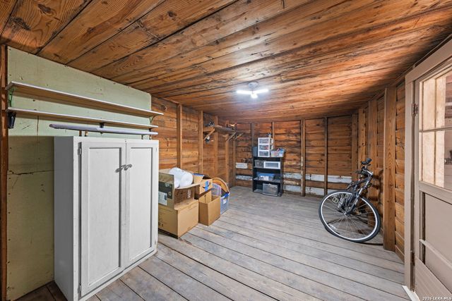 848 Washington St, Kerrville, TX 78028