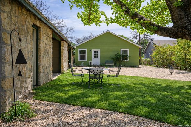 848 Washington St, Kerrville, TX 78028