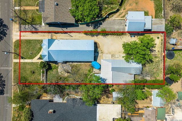 848 Washington St, Kerrville, TX 78028