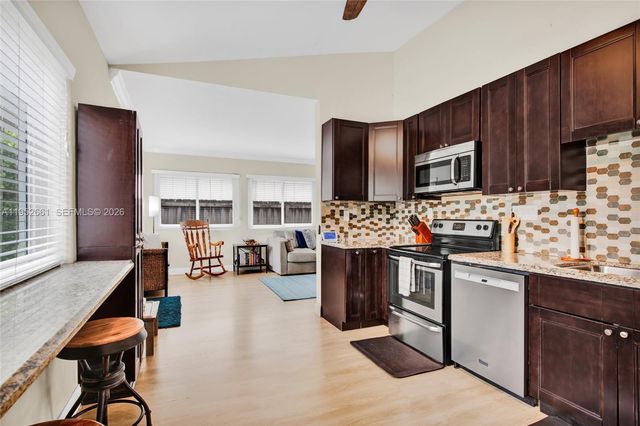 1512 SW 24th St, Fort Lauderdale, FL 33315