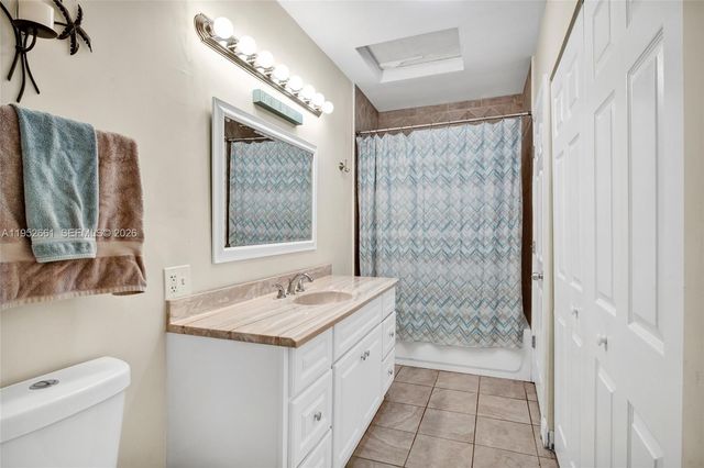 1512 SW 24th St, Fort Lauderdale, FL 33315