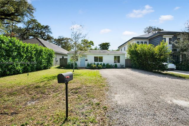 1512 SW 24th St, Fort Lauderdale, FL 33315