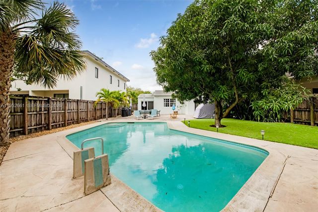 1512 SW 24th St, Fort Lauderdale, FL 33315