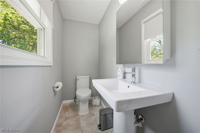 4510 S Ridge Road E, Geneva, OH 44041