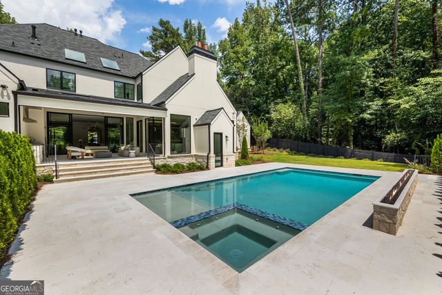 388 Londonberry Road NW, Sandy Springs, GA 30327