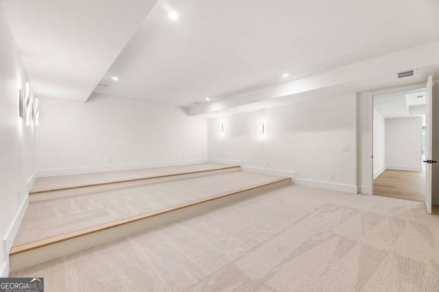 388 Londonberry Road NW, Sandy Springs, GA 30327