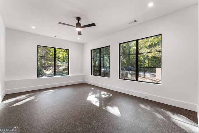 388 Londonberry Road NW, Sandy Springs, GA 30327