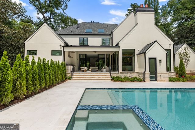 388 Londonberry Road NW, Sandy Springs, GA 30327