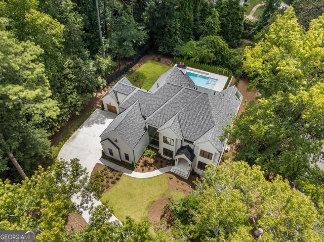 388 Londonberry Road NW, Sandy Springs, GA 30327