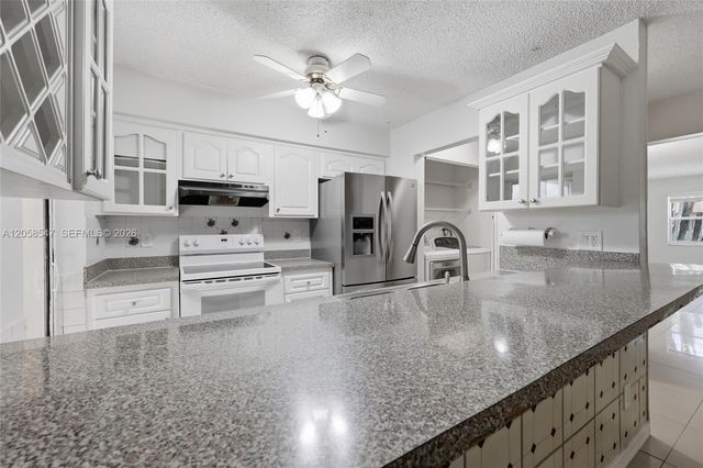 6929 SW 38th Street 2L, Miramar, FL 33023