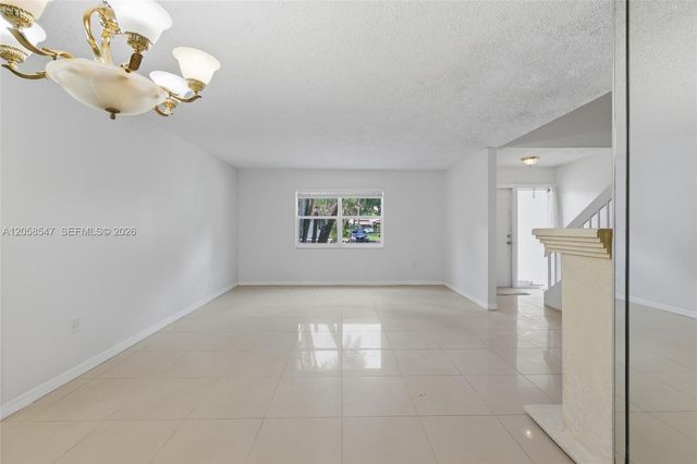 6929 SW 38th Street 2L, Miramar, FL 33023