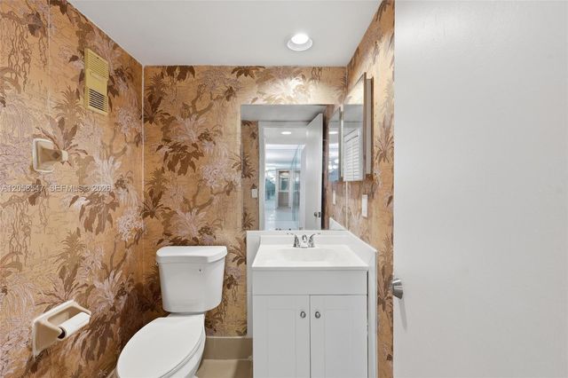 6929 SW 38th Street 2L, Miramar, FL 33023
