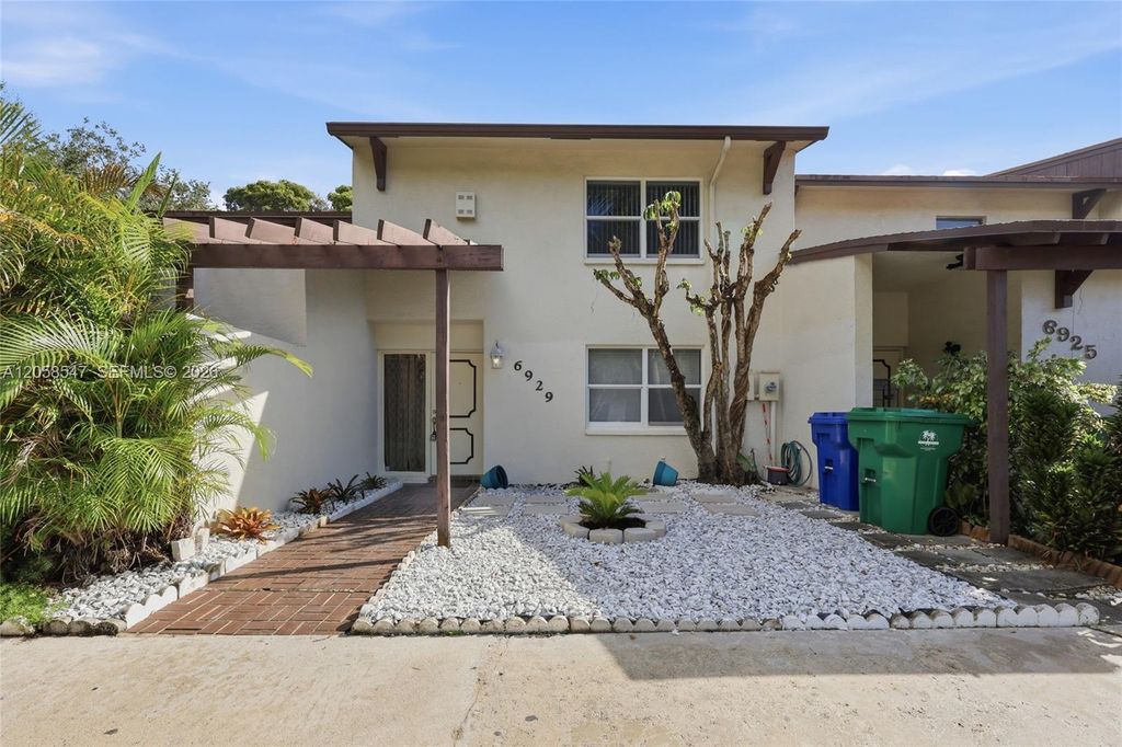6929 SW 38th Street 2L, Miramar, FL 33023