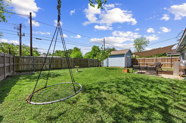 5874 Beldart Street, Houston, TX 77033