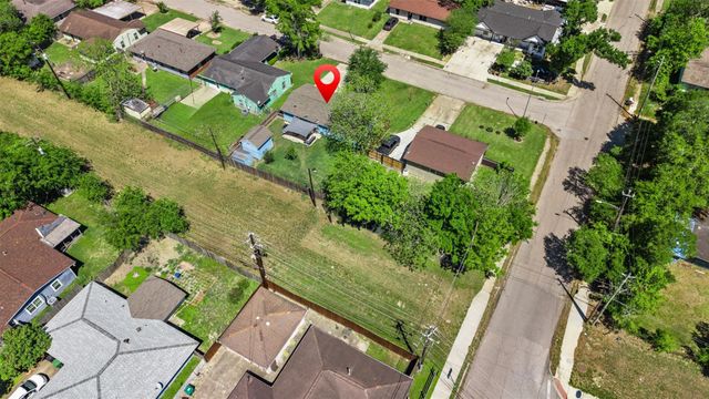 5874 Beldart Street, Houston, TX 77033