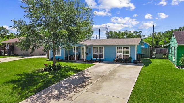 5874 Beldart Street, Houston, TX 77033
