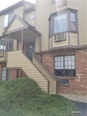 8 Oakwood Avenue C5, Norwalk, CT 06850