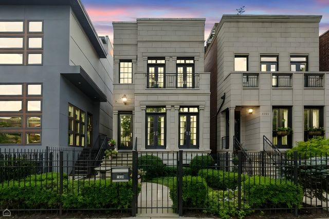 2149 W Huron Street, Chicago, IL 60612