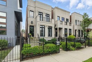 2149 W Huron Street, Chicago, IL 60612
