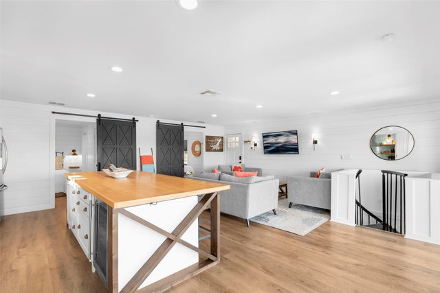 2179 Trail Ridge Rd 2, Graford, TX 76449