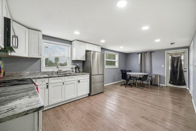 311 SW 3RD AVENUE, Mulberry, FL 33860