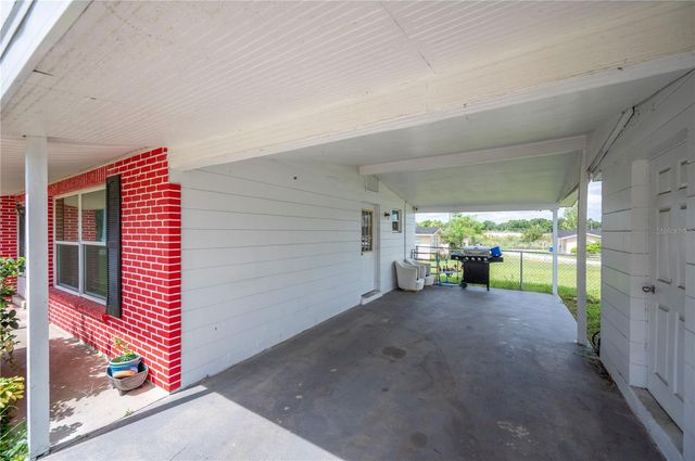 311 SW 3RD AVENUE, Mulberry, FL 33860