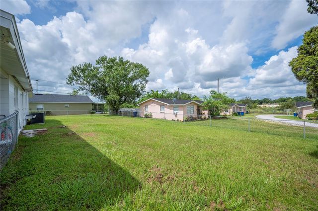 311 SW 3RD AVENUE, Mulberry, FL 33860