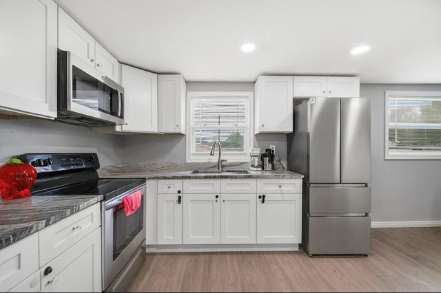 311 SW 3RD AVENUE, Mulberry, FL 33860