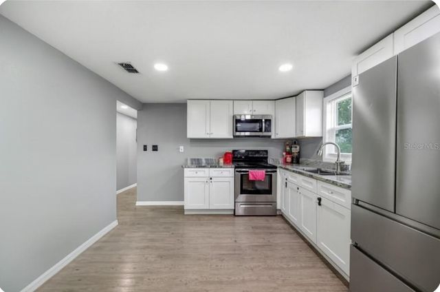 311 SW 3RD AVENUE, Mulberry, FL 33860
