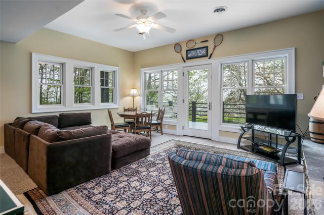 412 Granny Lewis Lane, Mars Hill, NC 28754