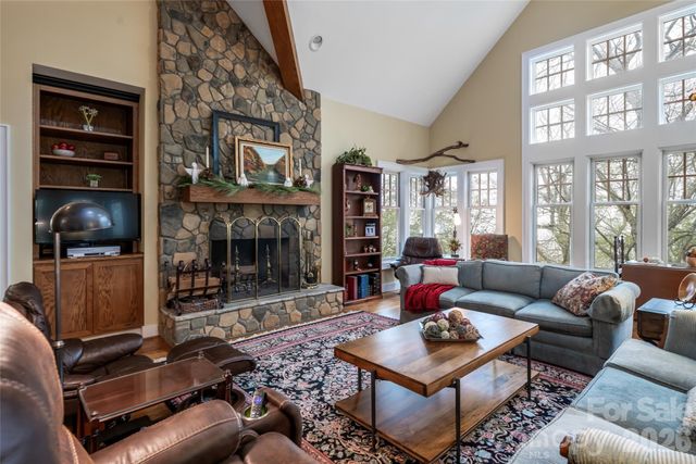 412 Granny Lewis Lane, Mars Hill, NC 28754