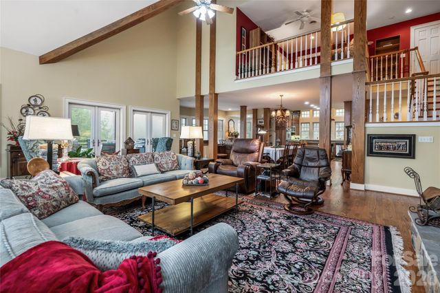 412 Granny Lewis Lane, Mars Hill, NC 28754