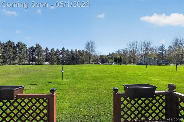 11020 Henderson Road, Otisville, MI 48463