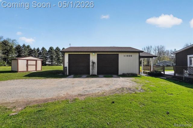 11020 Henderson Road, Otisville, MI 48463