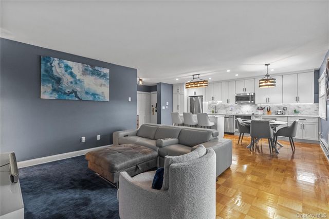 73 Lorraine Terrace 325, Mount Vernon, NY 10553