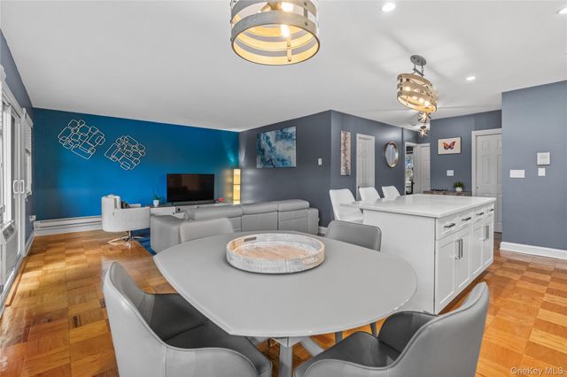 73 Lorraine Terrace 325, Mount Vernon, NY 10553