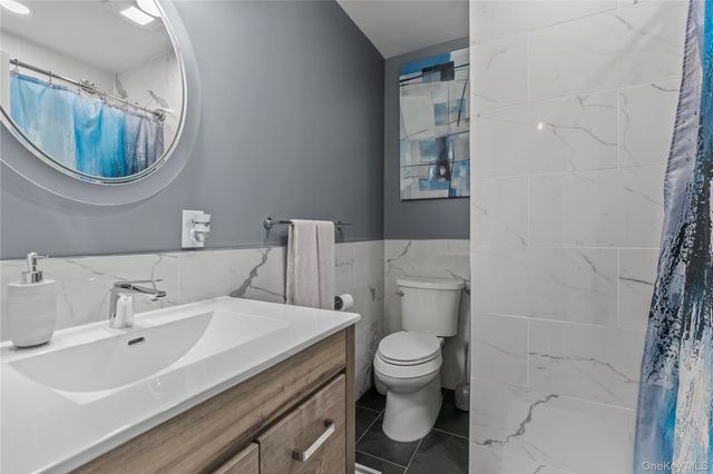 73 Lorraine Terrace 325, Mount Vernon, NY 10553