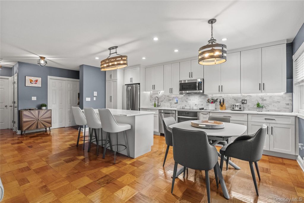 73 Lorraine Terrace 325, Mount Vernon, NY 10553 — photo 2