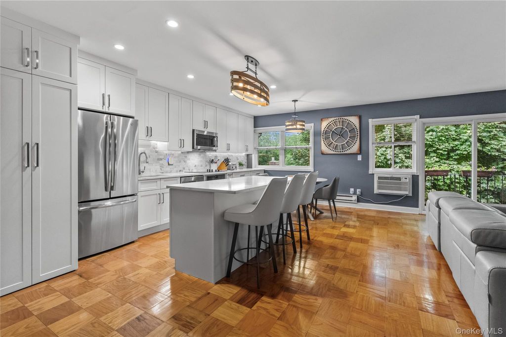 73 Lorraine Terrace 325, Mount Vernon, NY 10553 — photo 3