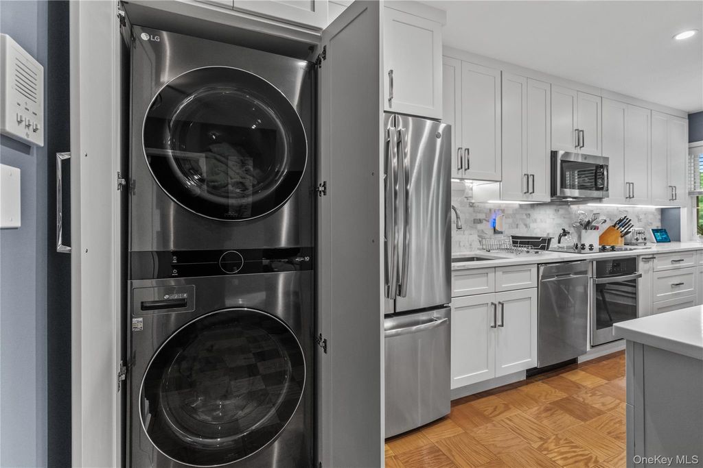 73 Lorraine Terrace 325, Mount Vernon, NY 10553 — photo 4