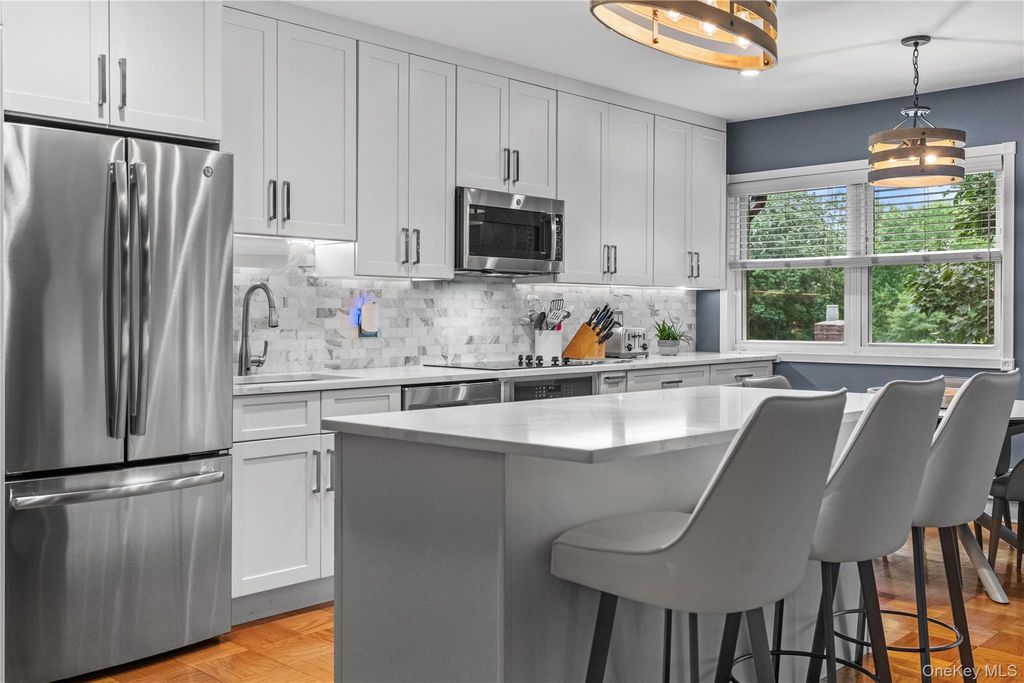 73 Lorraine Terrace 325, Mount Vernon, NY 10553 — photo 5