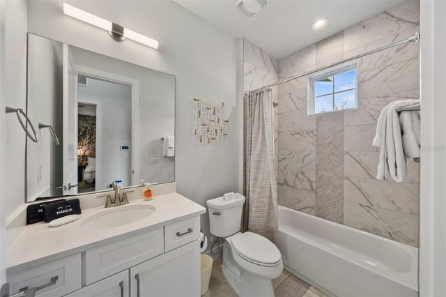 7464 GATHERING DRIVE, Reunion, FL 34747