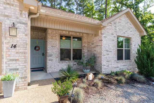 14 Siega Lane, Hot Springs Village, AR 71909