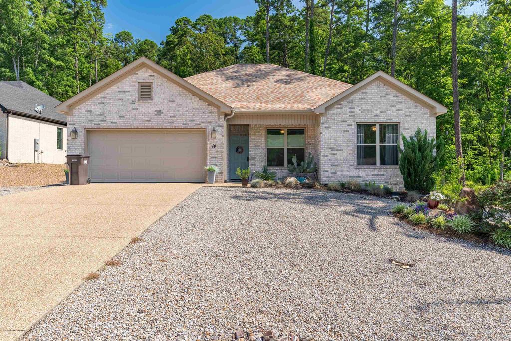 14 Siega Lane, Hot Springs Village, AR 71909