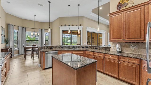 6370 HIGHLANDS IN THE WOODS AVENUE, Lakeland, FL 33813