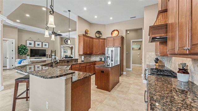6370 HIGHLANDS IN THE WOODS AVENUE, Lakeland, FL 33813