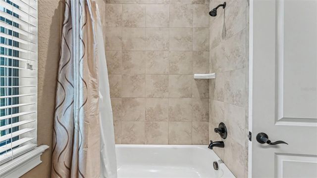 6370 HIGHLANDS IN THE WOODS AVENUE, Lakeland, FL 33813